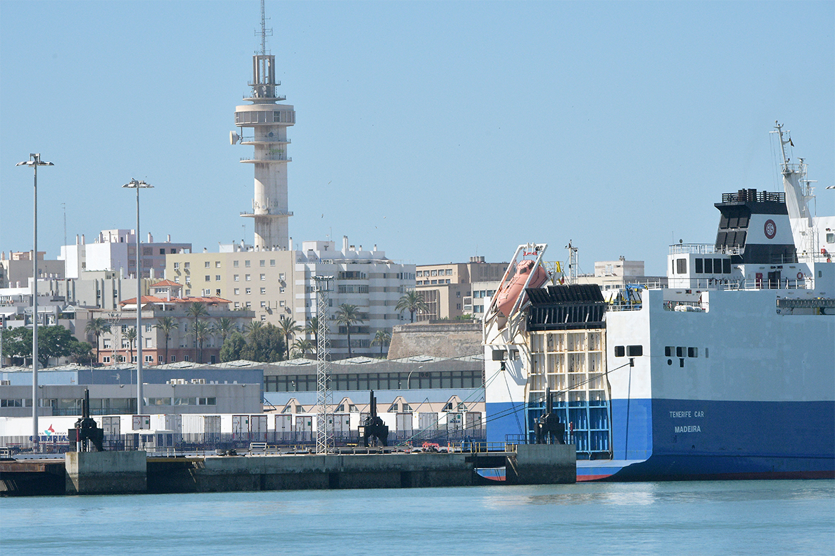 El ‘zumbido’ que vuelve a sonar en Cádiz y nadie sabe de dónde viene: “Es un sonido muy claro, tubular, alcanza un punto alto y luego baja”