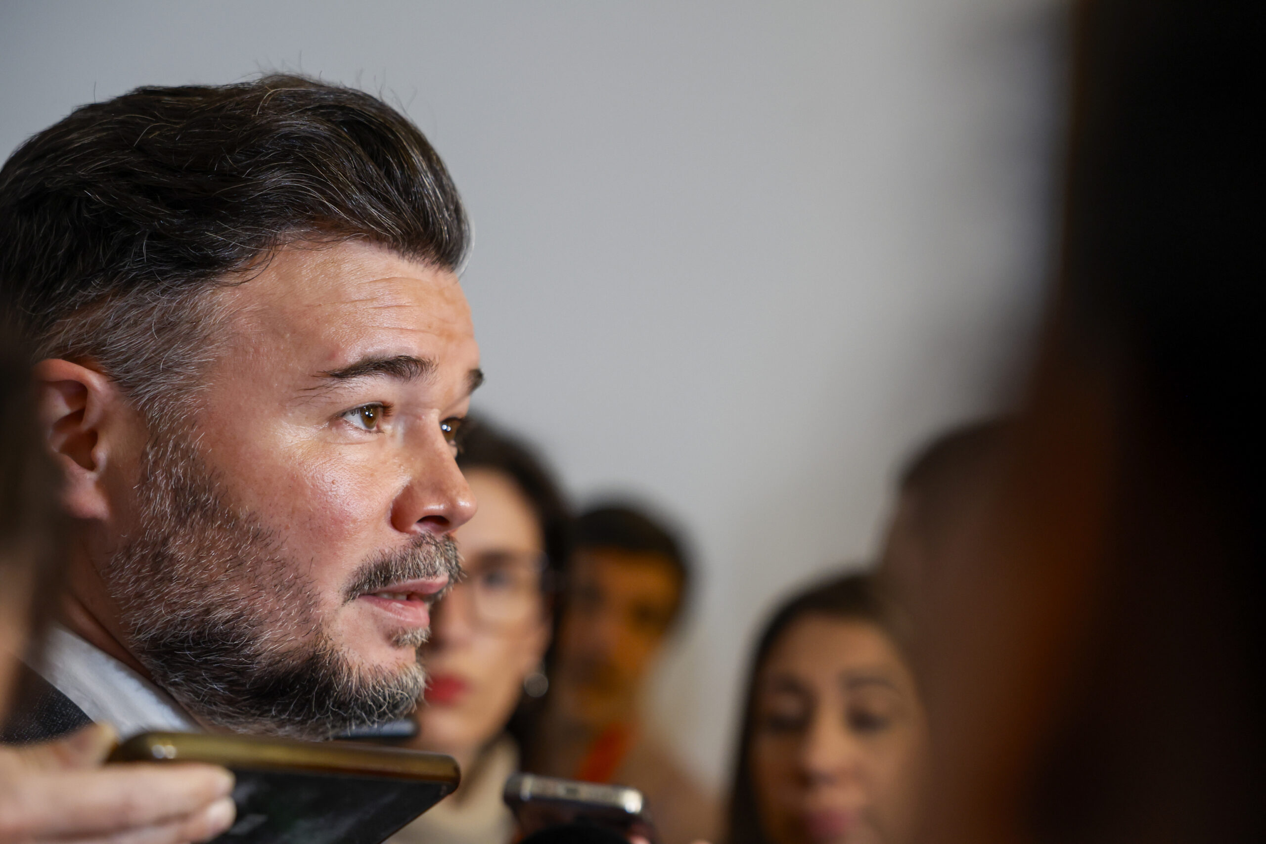 Los socios abandonan a Sánchez: Podemos dice que está “muerto”, Rufián admite las “pruebas de corrupción” y crece la presion en el PNV para romper