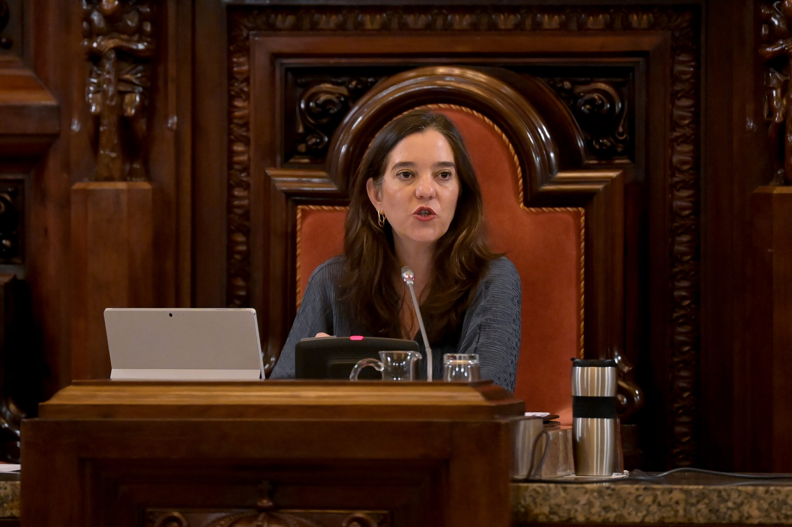 Dos exconcejalas del PSOE denuncian por acoso laboral a la alcaldesa de A Coruña, Inés Rey